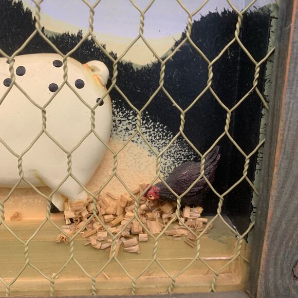 Vintage Pig & Chicken Folk Art Shadow Box Wall Hanging - Picture 4 of 7